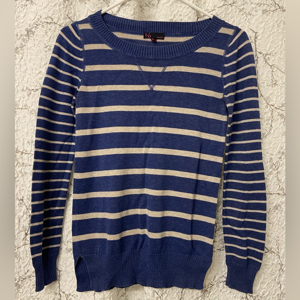 T/O Sweaters Navy and Beige Striped Crew Neck Sweater Size S
